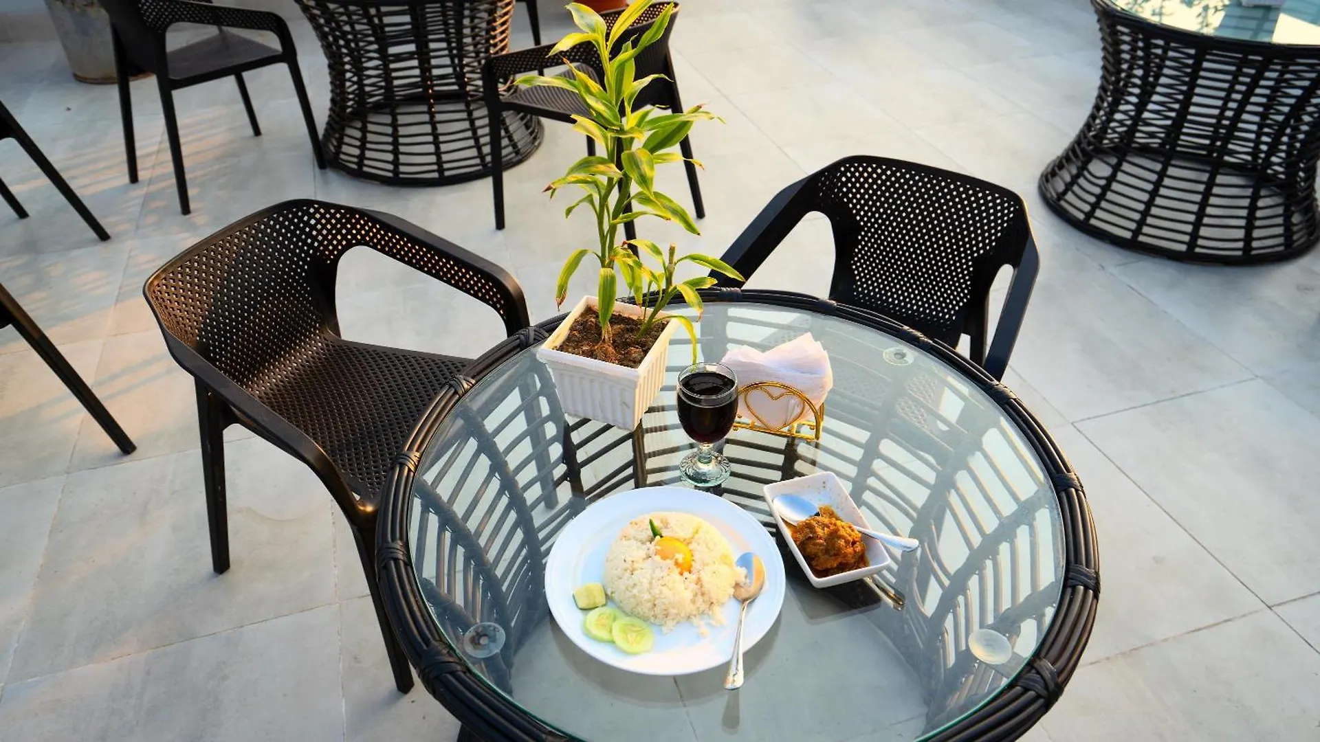 Xpressmall Hotel Near Dhaka Airport 3*,  بنغلاديش