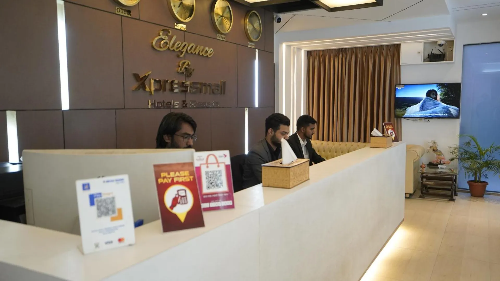 Xpressmall Hotel Near Dhaka Airport