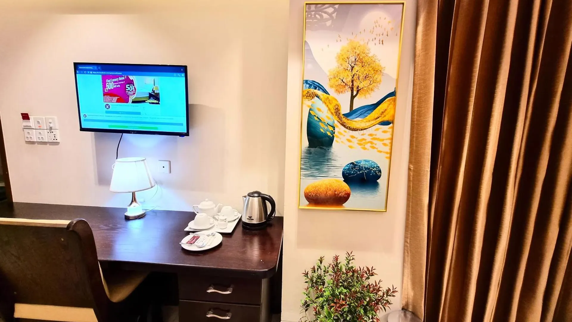 Xpressmall Hotel Near Dhaka Airport